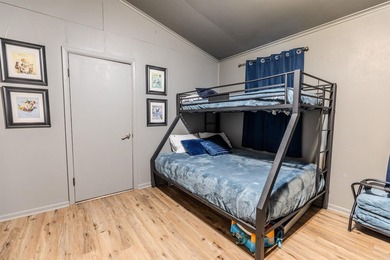 Enjoy lakefront living at its finest on beautiful Harris Brake - photo 11