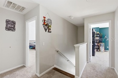 Welcome to this 4-bed, 2.5-bath with a great family floorplan - photo 11