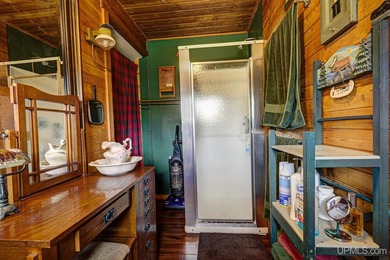 The kind of getaway most people only dream about! Tucked away on - photo 11