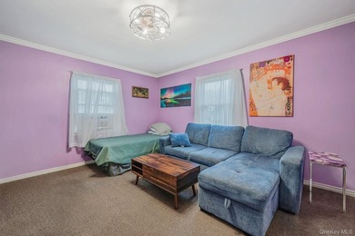 Welcome to the sought after Briarcliff community in Merrick! - photo 13
