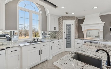 Luxury remodeled estate on nearly 4 private acres in Keller ISD - photo 13