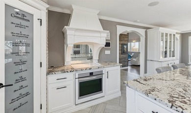 Luxury remodeled estate on nearly 4 private acres in Keller ISD - photo 16