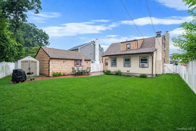 Welcome to the sought after Briarcliff community in Merrick! - photo 23