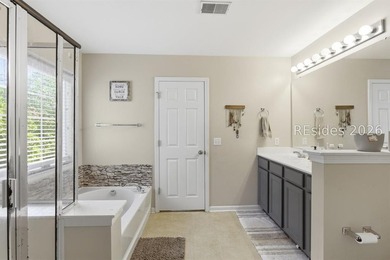 Welcome to this 4-bed, 2.5-bath with a great family floorplan - photo 28