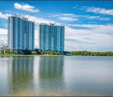 (private lake, pond, creek) Condo For Sale in Sunrise Florida