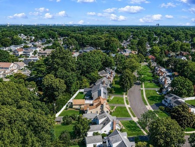 Welcome to the sought after Briarcliff community in Merrick! - photo 32
