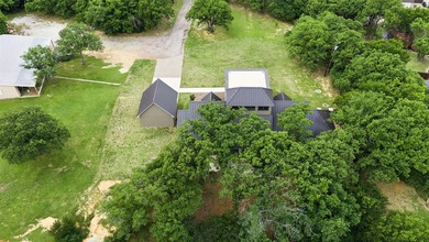 Luxury remodeled estate on nearly 4 private acres in Keller ISD - photo 38