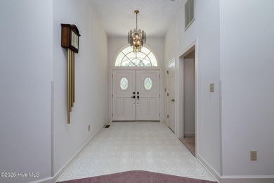 Perfectly positioned at the end of a quiet cul-de-sac, this - photo 9