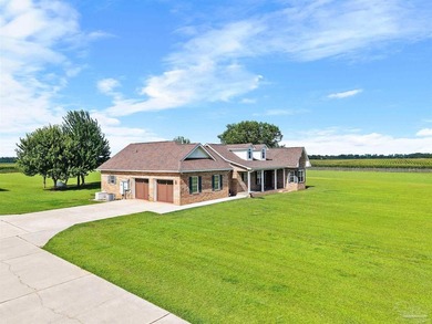 WALNUT HILL, FL - 3BR/2.5BA BRICK RANCH ON 5 FENCED ACRES | ICF - photo 8