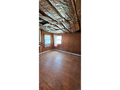Welcome to 136 Primrose Ave! Nestled in the heart of highly - photo 10