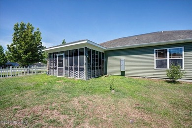 Welcome to 100 Bandon Drive, a well-maintained 3-bedroom, 2-bath - photo 11