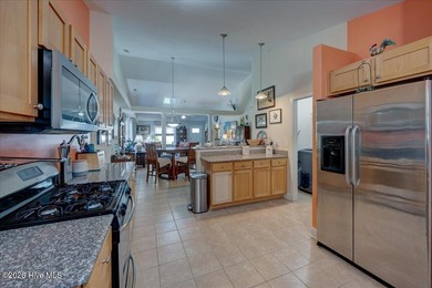 Welcome to 100 Bandon Drive, a well-maintained 3-bedroom, 2-bath - photo 31