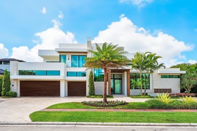 Lake Home For Sale in Boca Raton, Florida