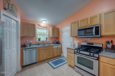 Welcome to 100 Bandon Drive, a well-maintained 3-bedroom, 2-bath - photo 32