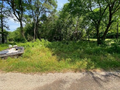 Cedar Creek Lake Lot For Sale in Mabank Texas