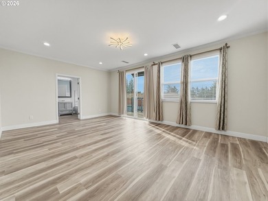Bring offers! Welcome to this beautifully designed 3-bedroom - photo 14