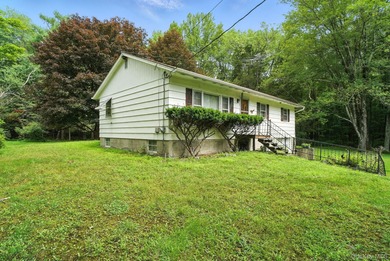 (private lake, pond, creek) Home Sale Pending in Middletown New York