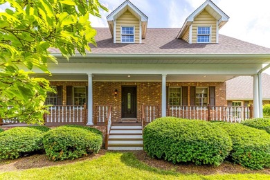 Welcome to this exceptional 3-bedroom, 2.1-bath home offering - photo 4