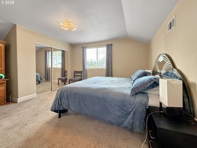 Bring offers! Welcome to this beautifully designed 3-bedroom - photo 24