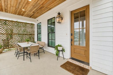 Built by Sitton Custom Homes in 2021, this 3-bedroom, 2-bath - photo 4