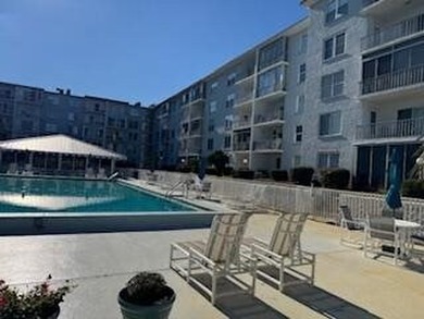 This is currently the ONLY unit in this complex that comes with - photo 2