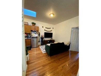 Located in a vibrant commercial corridor, 941 Manhattan Avenue - photo 4
