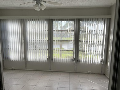 Light and Bright RENOVATED Large 1 bedroom with 2 full baths - photo 16