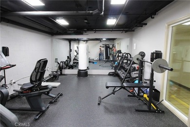 Location, Location, Location!!! Beverlywood adjacent and steps