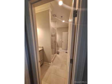Experience resort style luxury living in the highly sought after - photo 30