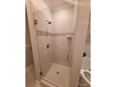 Experience resort style luxury living in the highly sought after - photo 31