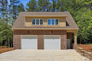 Beautifully Updated Ranch Home / 1.7 Private Acres (double lots) - photo 3