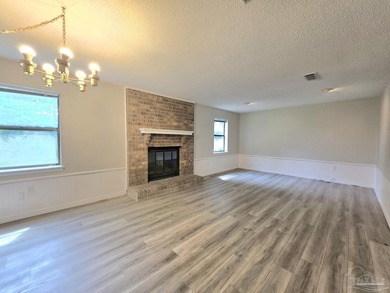 Waterfront living you've been dreaming of! Wake up each morning - photo 8