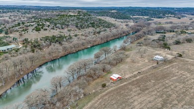 This astounding property has over 1,000 feet of River front - photo 5