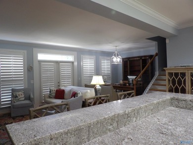 Waterfront home, Signal Point community, Guntersville city - photo 19