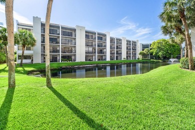 Live the Jupiter beach lifestyle in this charming 1 bed, 1.5 - photo 19