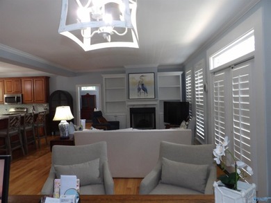 Waterfront home, Signal Point community, Guntersville city - photo 21