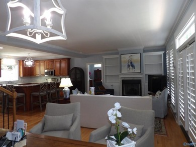 Waterfront home, Signal Point community, Guntersville city - photo 23