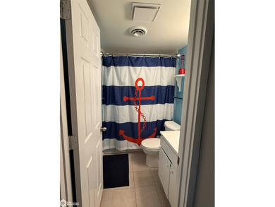 RESORT-STYLE LIVING AT THE HARBOURAGE! End unit available at The - photo 24