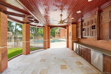 25 Lake Road | Waterfront Contemporary on the Golf Course - - photo 32