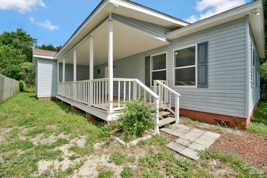 Completely renovated and move-in ready. This 3-bedroom, 2-bath - photo 5