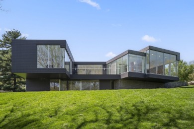 (private lake, pond, creek) Home Sale Pending in Springfield Missouri