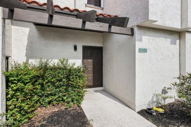 Lake Townhome/Townhouse For Sale in Boca Raton, Florida