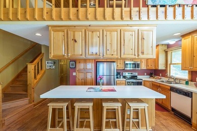 LOCATION-LOCATION-LOCATION! East Pointe Association -quiet end - photo 11
