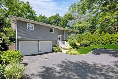 Welcome to 11 Margaret Lane a beautifully maintained high ranch - photo 2