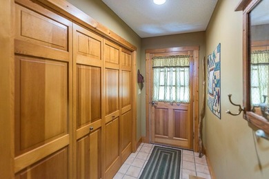 LOCATION-LOCATION-LOCATION! East Pointe Association -quiet end - photo 17