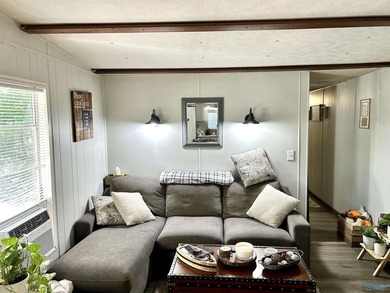 Enjoy lakeside living in this charming 3-bed / 1.5-bath mfg home - photo 19