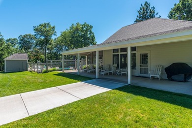 LOCATION-LOCATION-LOCATION! East Pointe Association -quiet end - photo 32