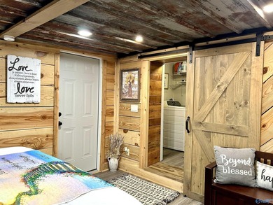 Enjoy lakeside living in this charming 3-bed / 1.5-bath mfg home - photo 33