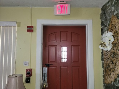 Welcome to this versatile corner-lot property in Fort Lauderdale - photo 3