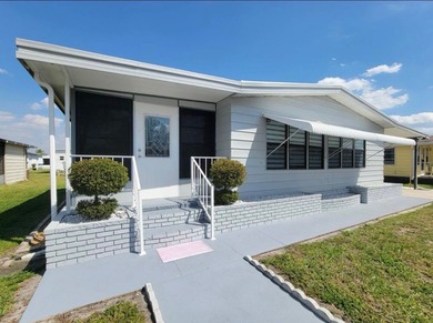 Caloosahatchee River Home For Sale in North Ft. Myers Florida